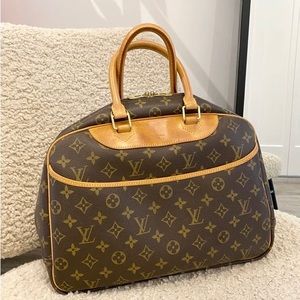 Louis Vuitton Monogram Deauville